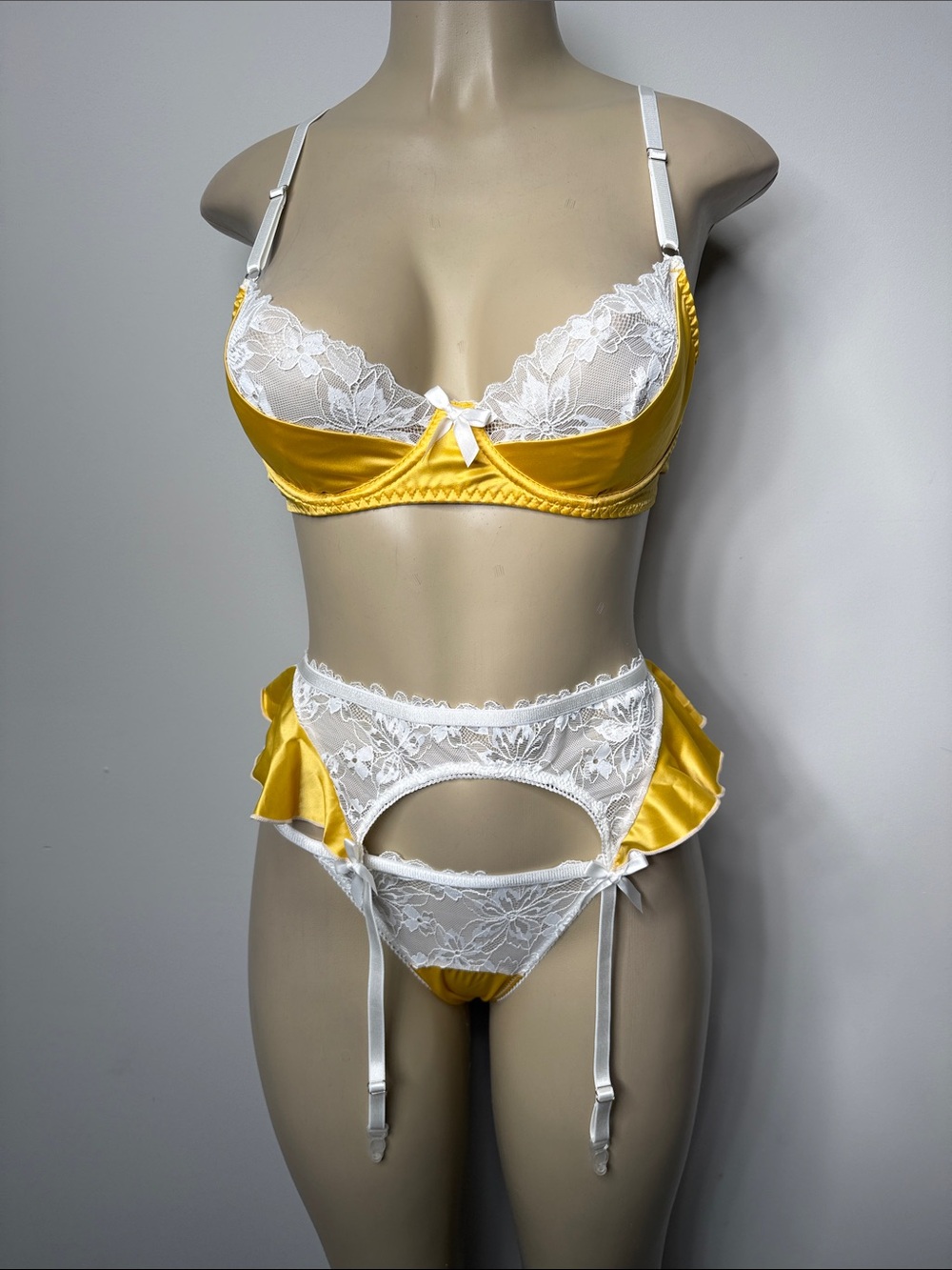 White & Yellow Lace Satin Bra and Garter Set